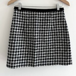 Medium Zara Black and White Mini Skirt NWT